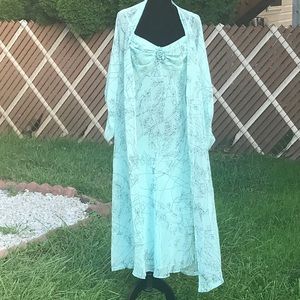 Jones New York Nightgown & Matching Robe